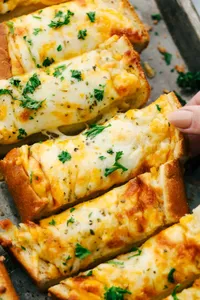 Cheesy Garlic Bread