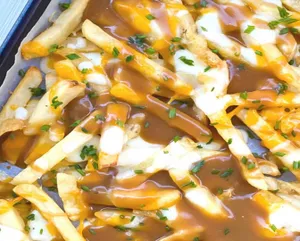 Canadian Poutine-Plain