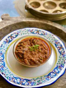 Shabnam Curry