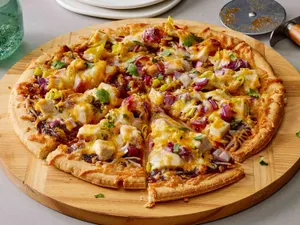 AMORE BBQ CHICKEN PIZZA