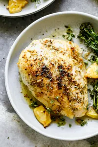 CHICKEN BREAST PLATE
