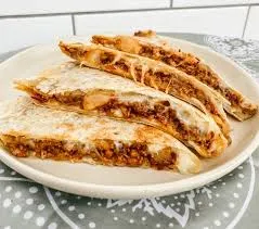 Carne Molida Quesadilla