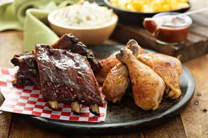 1/2 CHICKEN & RIBS COMBO