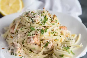 SMOKED SALMON