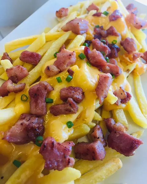 SPECIAL FRIES - MELTED CHEESE & BACON